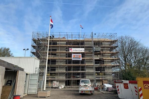Bouwplaats van een woongebouw