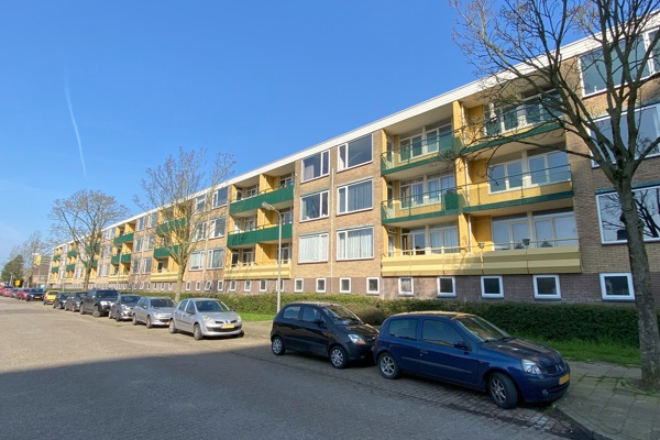 Woongebouw aan de Henri Dunantstraat 