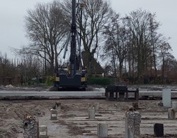 Heimachine op bouwlocatie De Stolptuin in Hoorn