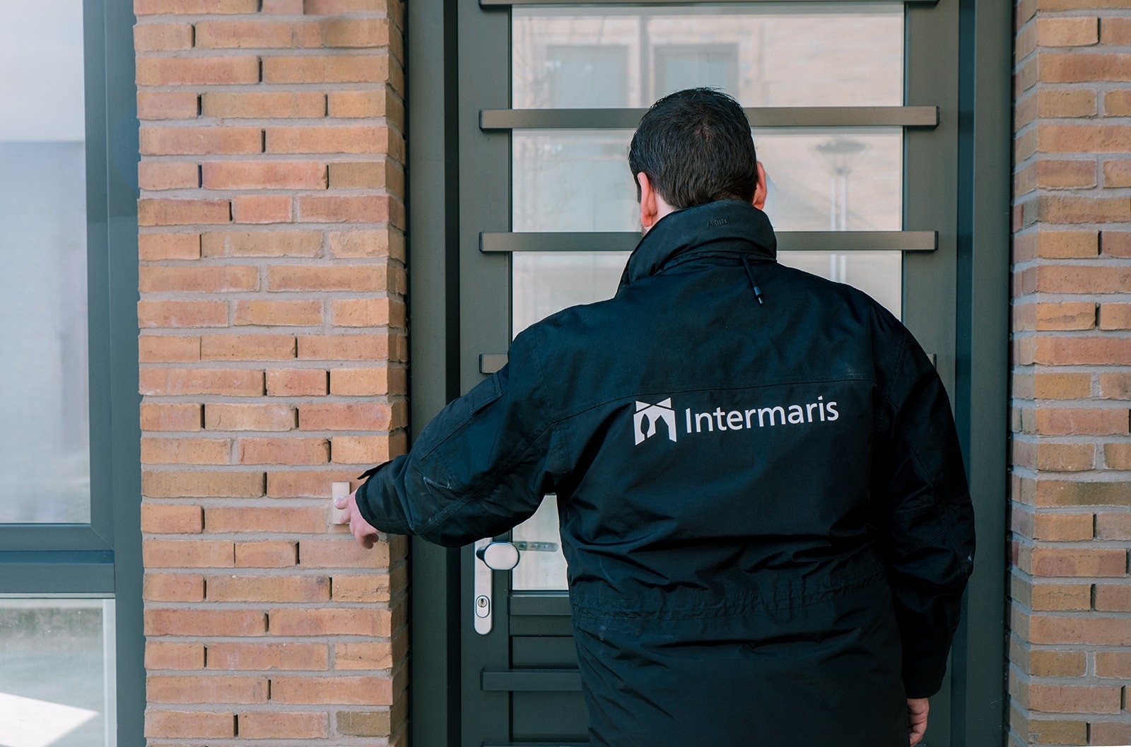 Collega Intermaris voor deur woning